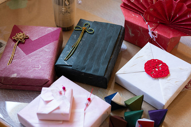 Geschenkpapier, Collagenpapier